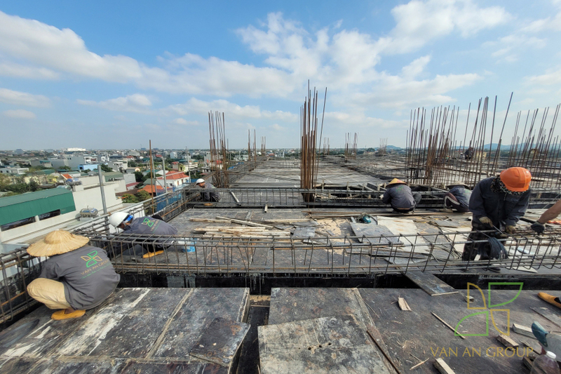 Nhà thầu thi công nhà ở xã hội tại Bắc Giang 15 Lắp dựng cốt thép dầm, sàn công trình NOXH