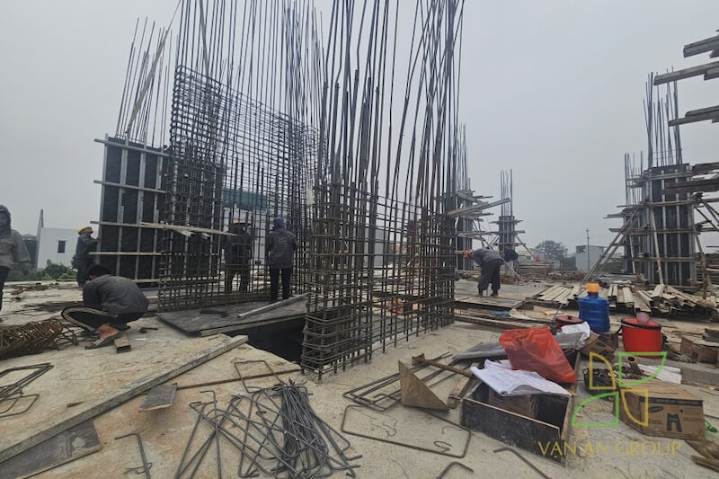 Nhà thầu thi công nhà ở xã hội tại Phú Thọ 12 Thi công cột bê tông cốt thép theo từng tầng theo hồ sơ thiết kế