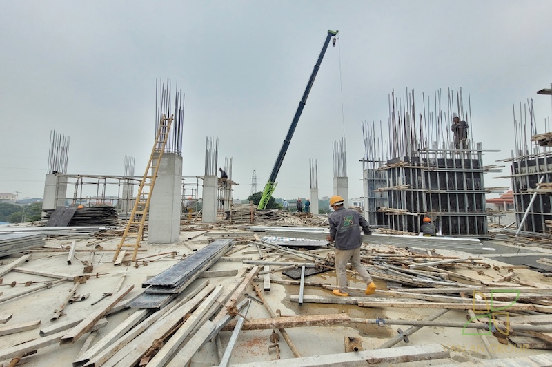 Biện pháp thi công ván khuôn, cốp pha móng, cột, dầm sàn 9 Tháo dỡ ván khuôn và giàn giáo
